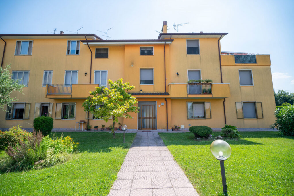 APPARTAMENTO AL PIANO TERRA IN CENTRO ALBAREDO D’ADIGE