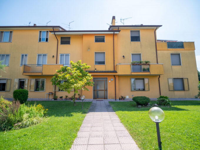 APPARTAMENTO AL PIANO TERRA IN CENTRO ALBAREDO D’ADIGE